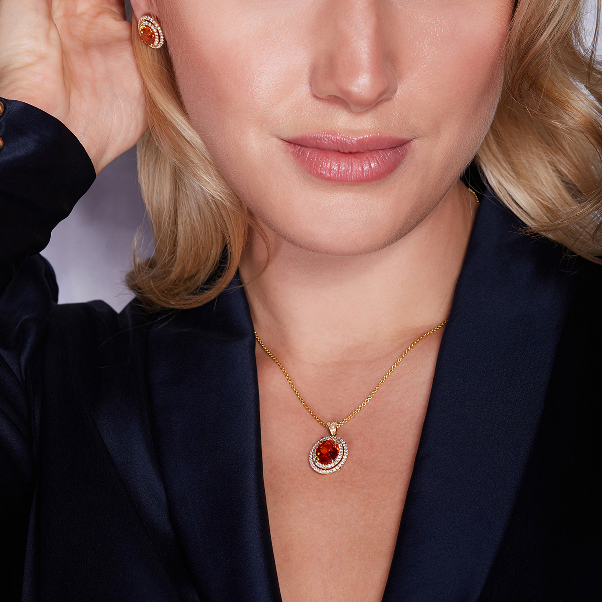 18k Yellow Gold Mandarin Garnet& Diamond Earrings